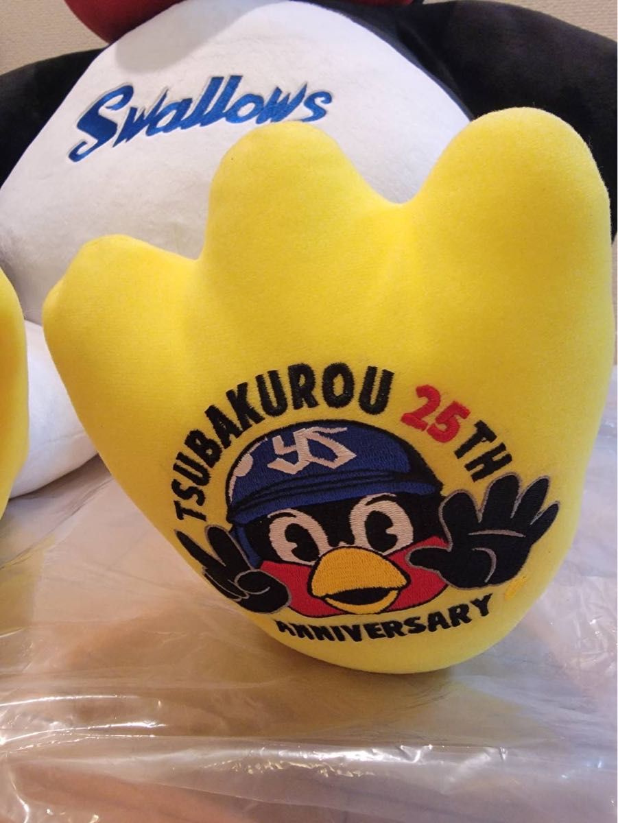 お座りつば九郎特大サイズぬいぐるみ