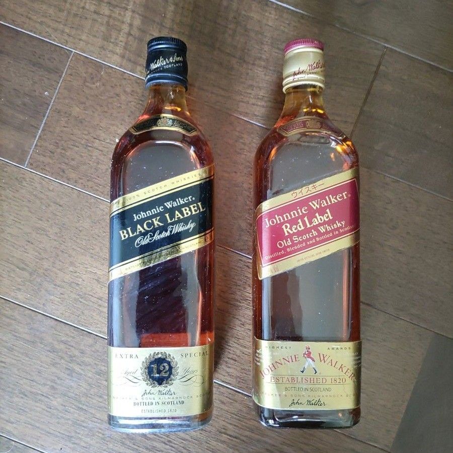ジョニーウォーカー レッドラベル＆ブラックラベルのセット 古酒
