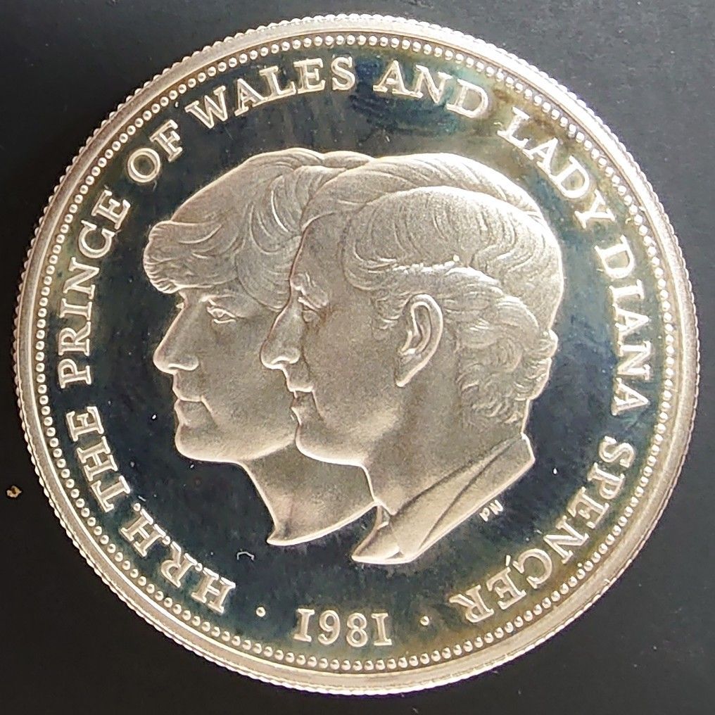 1981年 イギリス銀貨 チャールズ皇太子＆ダイアナ妃御成婚記念銀貨