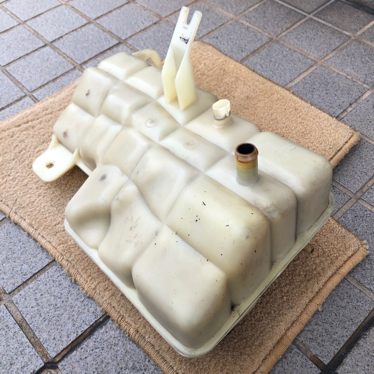 94 96 LT1 キャデラック ビッグ ブロアム フリートウッド ラジエター