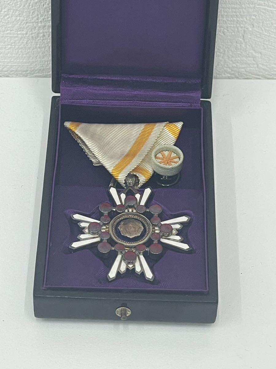 H8-018 【勲五等瑞宝章】勲5等 瑞宝章 勲章 ケース入り☆大日本