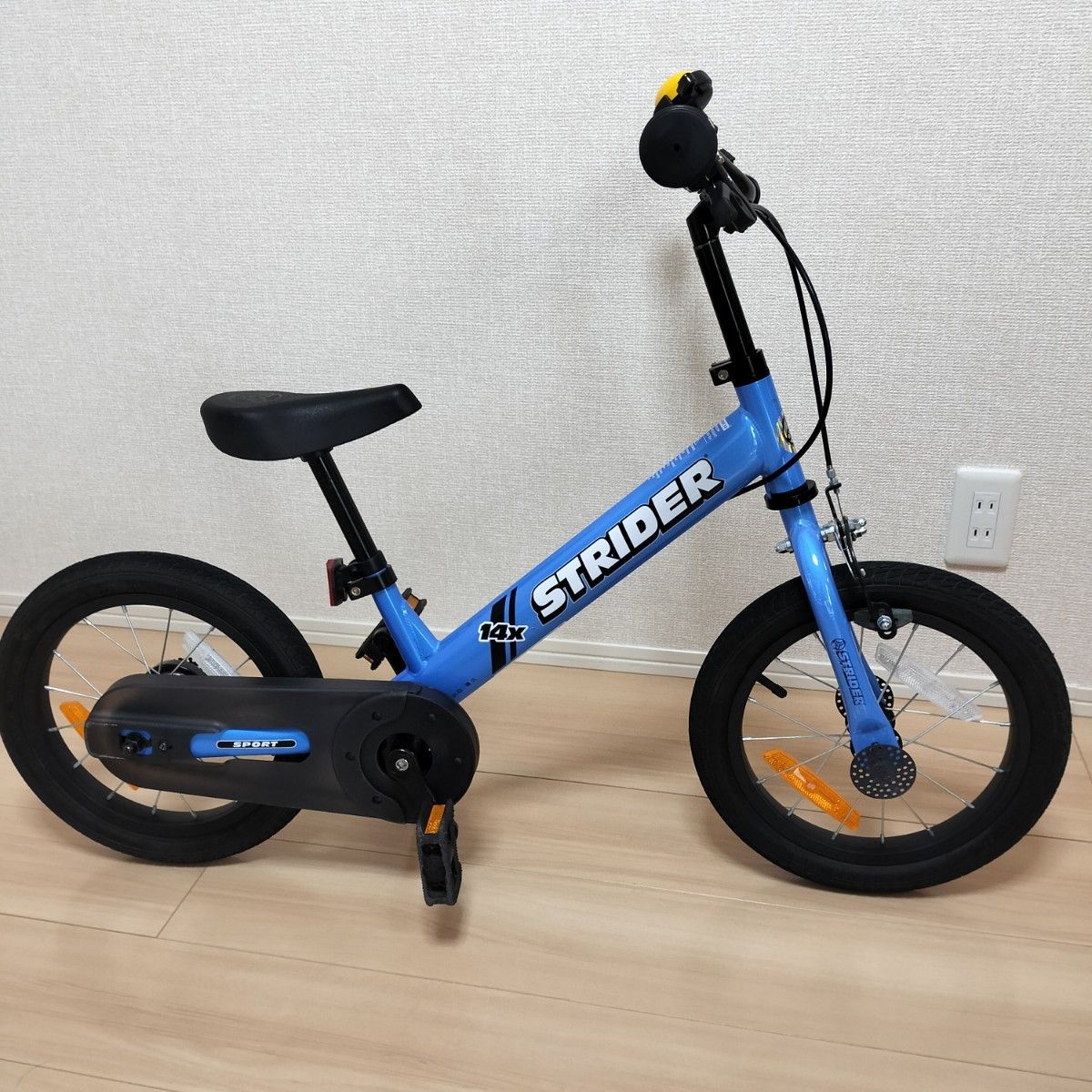 STRIDER ストライダー ブルー 14X ペダル付き ストライダー 14x