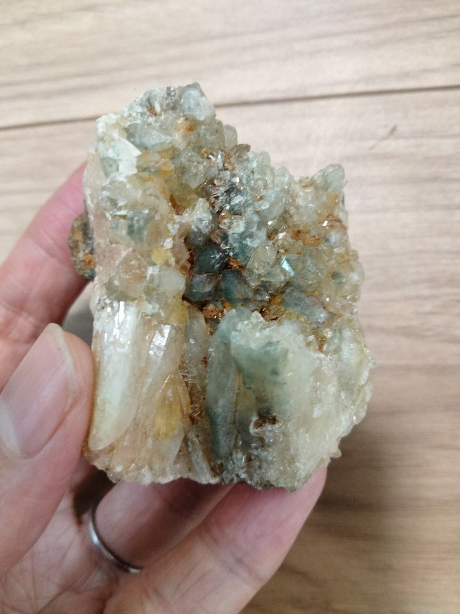 秋田県荒川鉱山緑水晶 国産鉱物 緑水晶 縁起き999（緑泥石