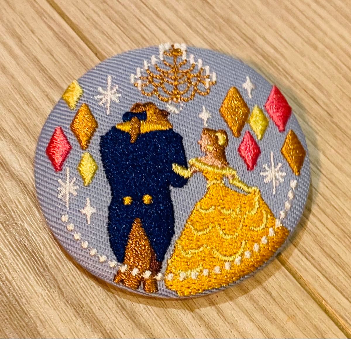 ディズニー 刺繍缶バッジビスケット セミコンプ14種セット Disney