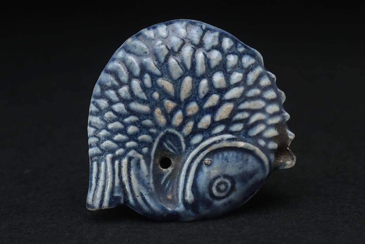 EV092 朝鮮古美術 李朝瑠璃釉魚形水滴 幅7.2cm 重99g・