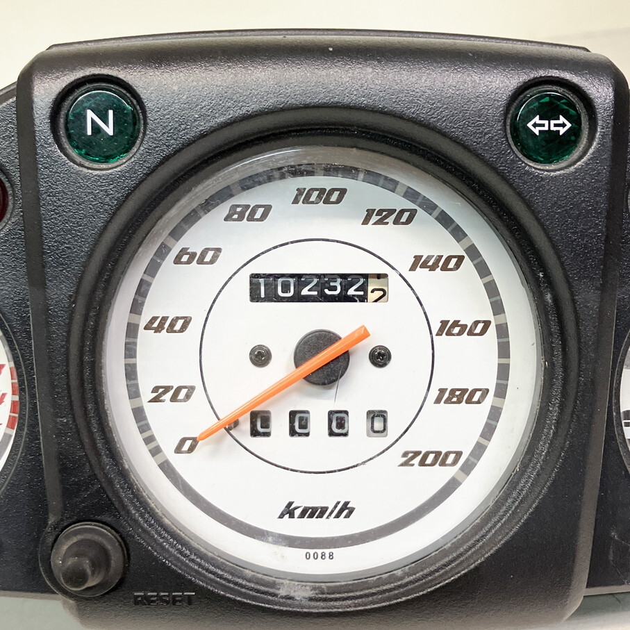 ニンジャ250r 12年式 純正メーター 美品 11056キロ ニンジャ250r 12年