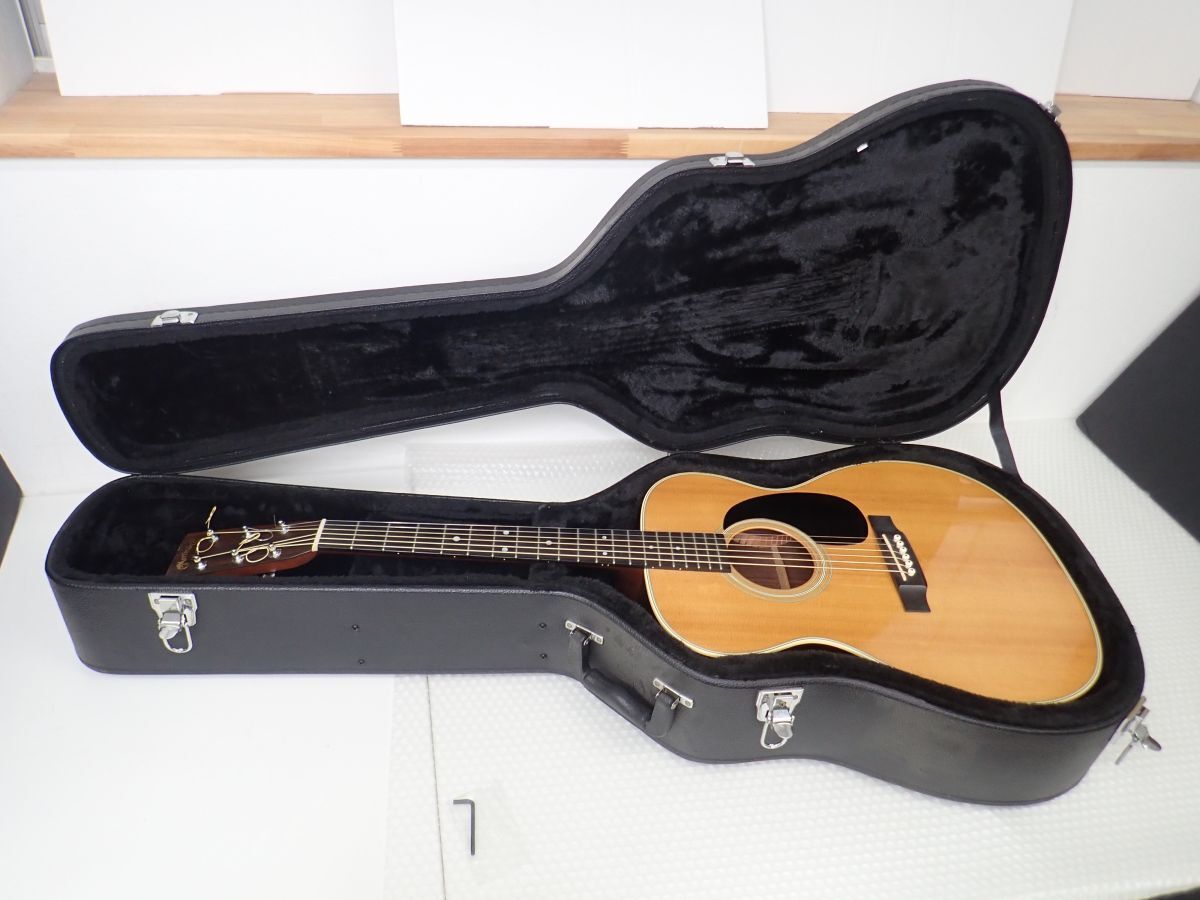 Martin 000-28 アコースティックギター ハードケース、Fishman