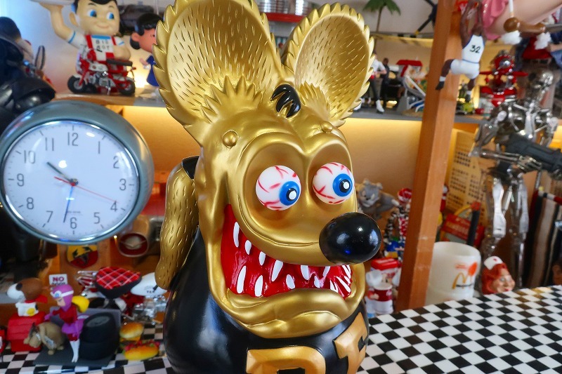 ラットフィンク Rat Fink ゴールド 豪華 金運アップ フィギュア