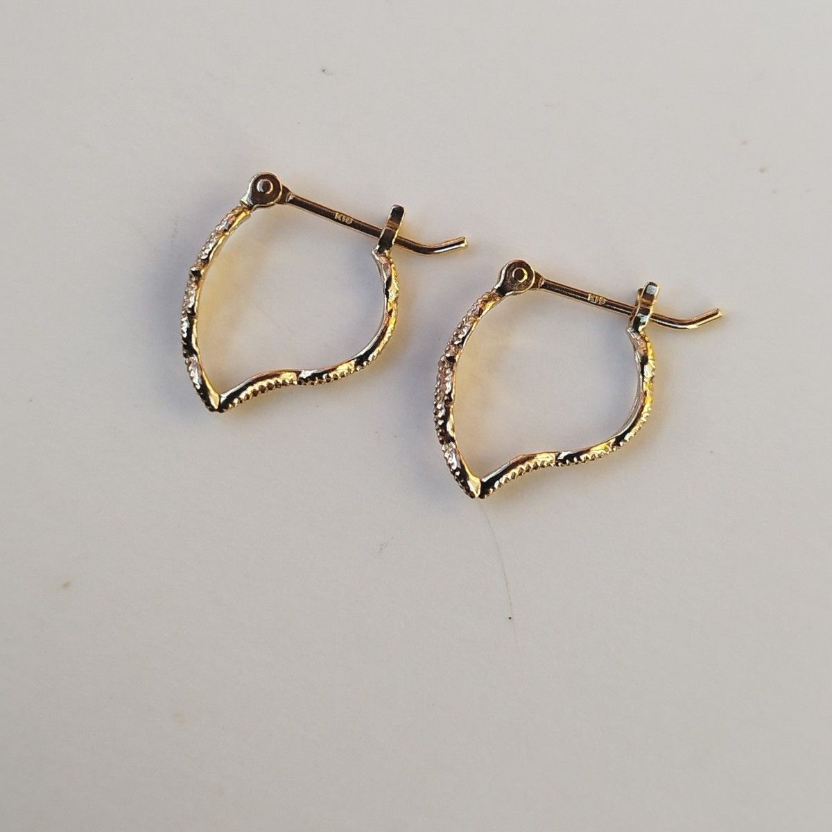 agete 透かしピアス k10 販売証明書付き