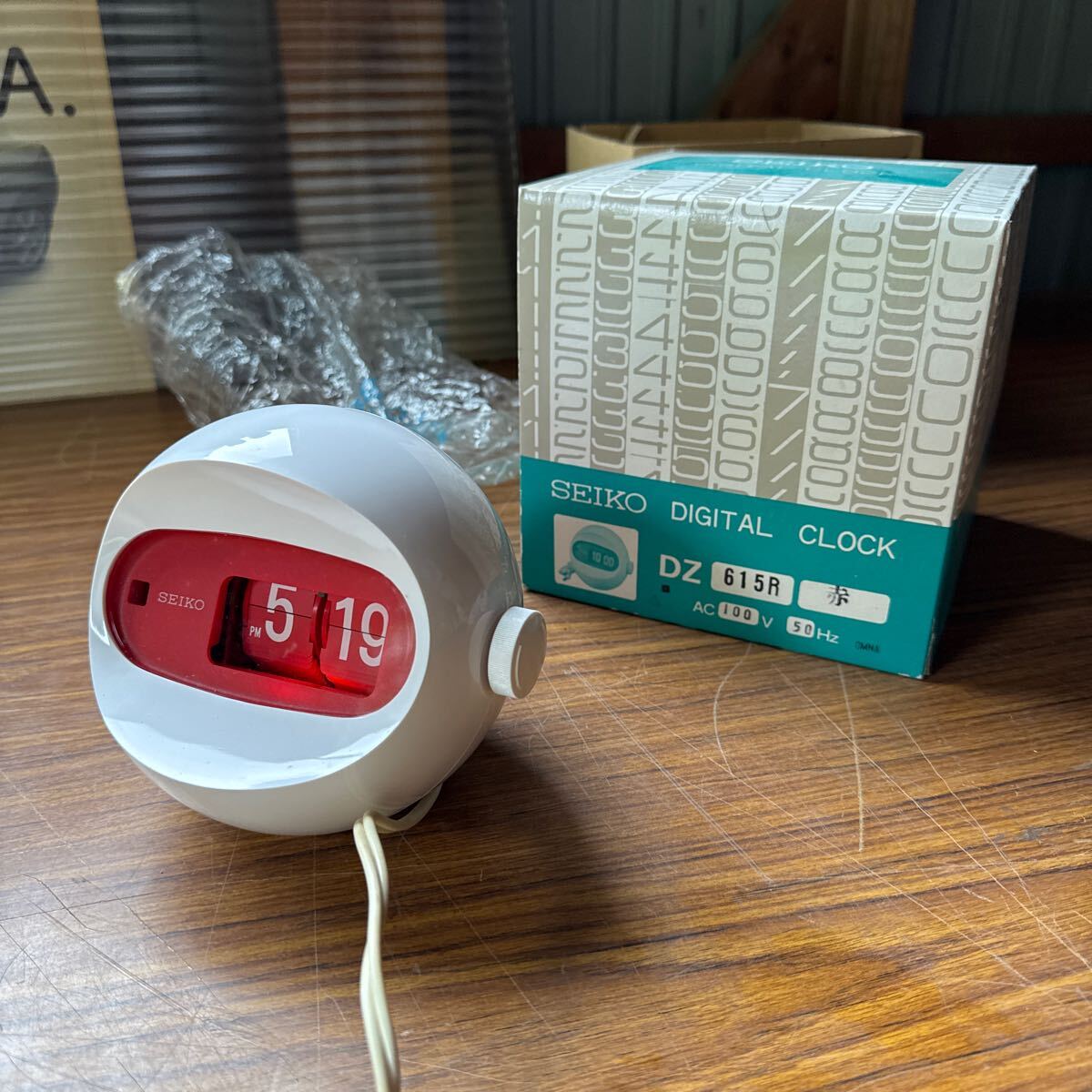 ☆レア SEIKO QN401T セイコー パタパタ時計 目覚まし時計 置時計 時計