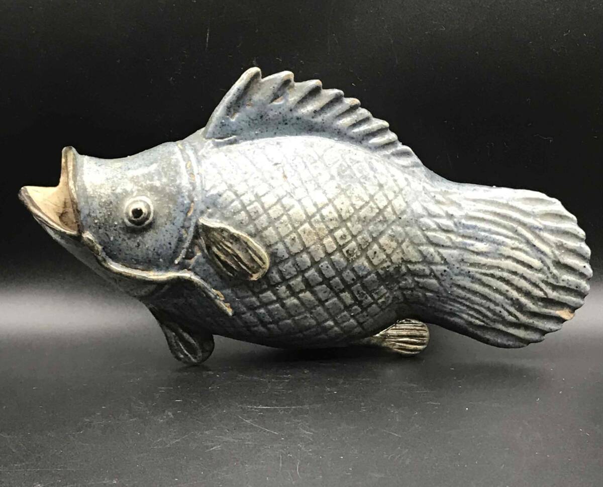 中国骨董清時代石湾窯藍釉魚置物旧家蔵出し(C-11)