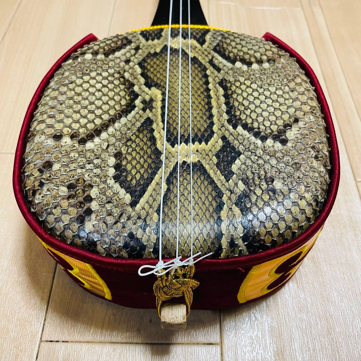 沖縄三線 蛇皮 合皮 初心者 入門者 人口革 人口皮 沖縄三線 蛇皮 合皮