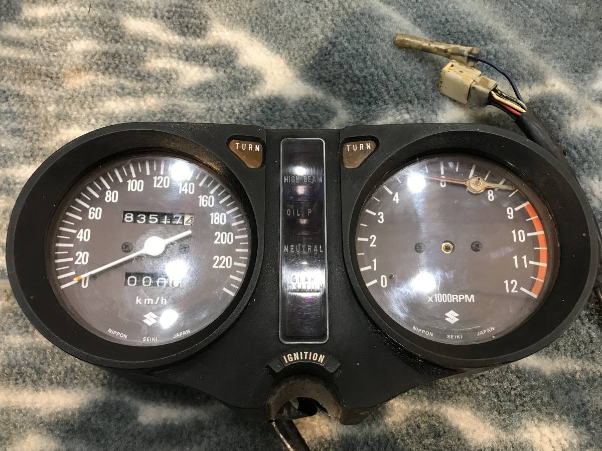 Yahoo!オークション - 当時物 純正 SUZUKI GS750 メーター タコメータ