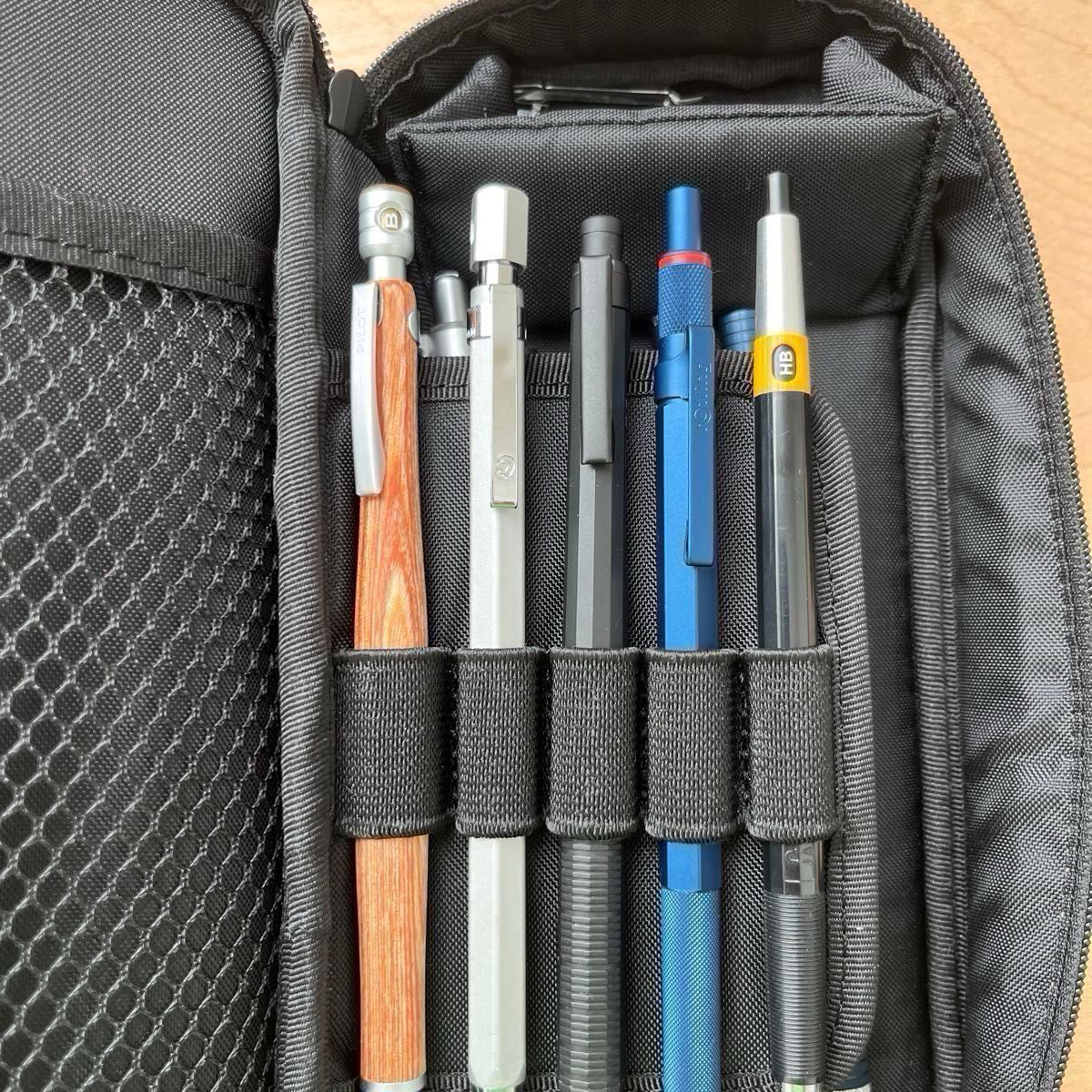 シャーペン筆箱まとめ売り総額約14000円