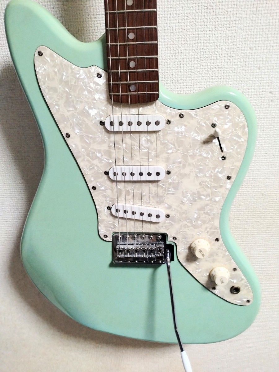 Squier Mini エレキギター ミントグリーン フェンダー Amazon | Fender