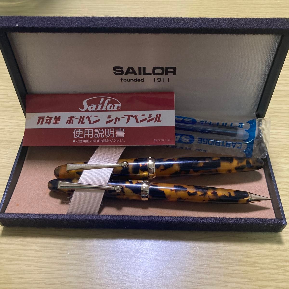 レア セーラー 万年筆 FOUNDED 1911 べっ甲柄×ゴールド 筆記未確認