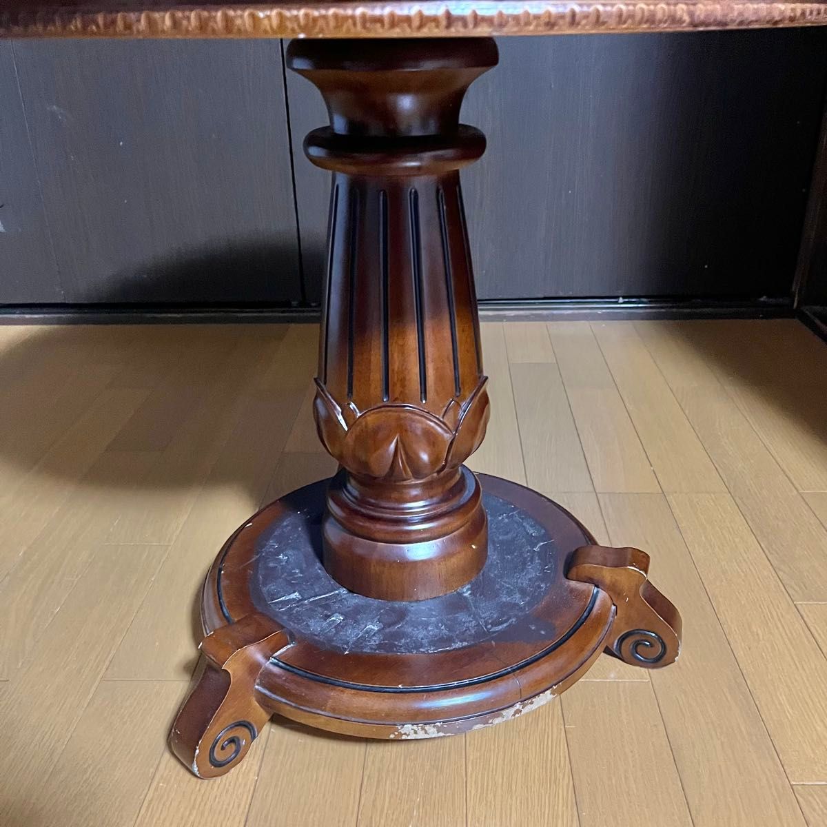 ヨーロピアン アンティーク風 丸テーブル ヴィンテージ 円卓 ラウンド