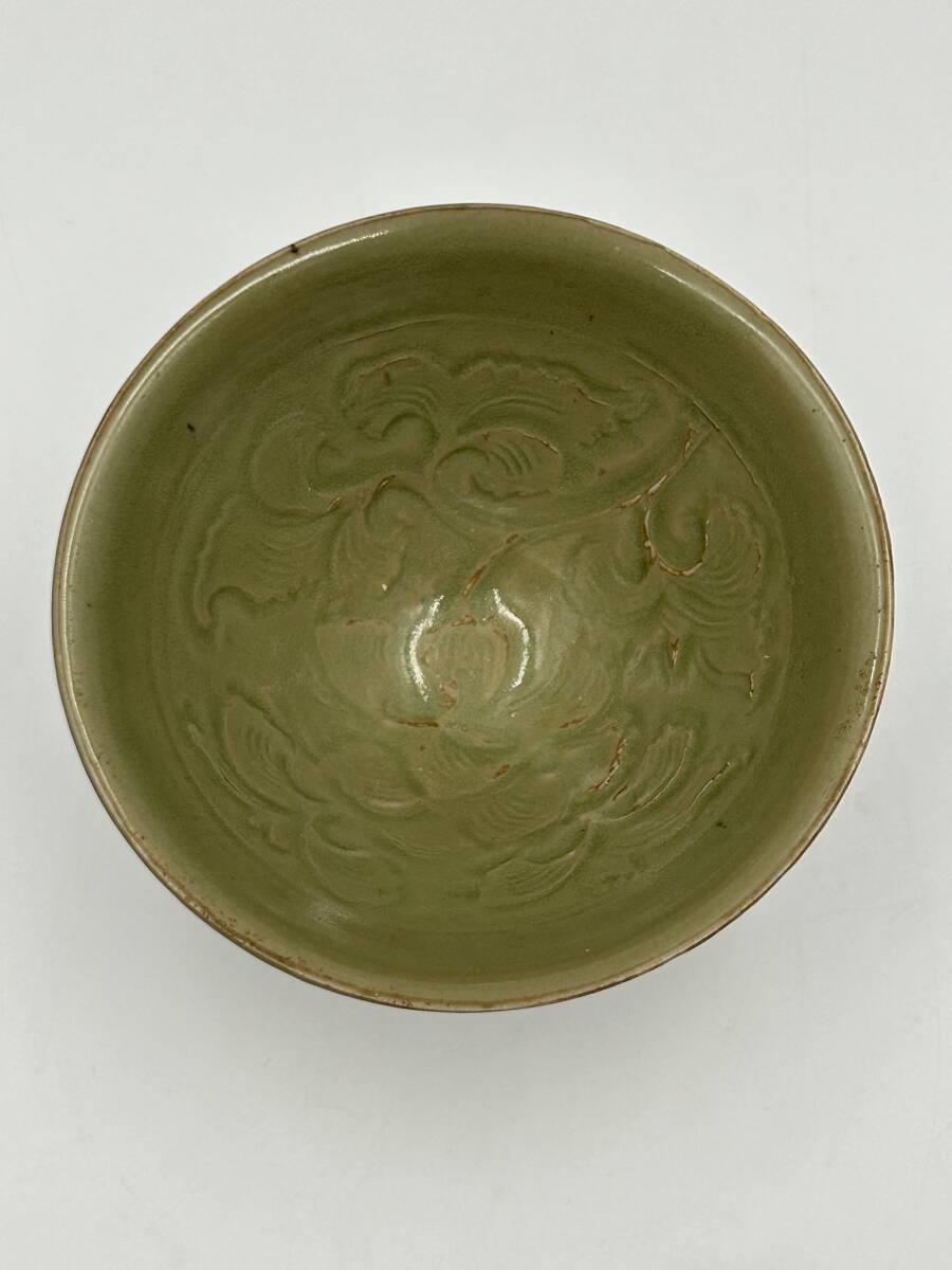 宋時代 青磁 陶磁 中国茶道具 上品 美術品 中国茶碗 神秘的かつ優美な