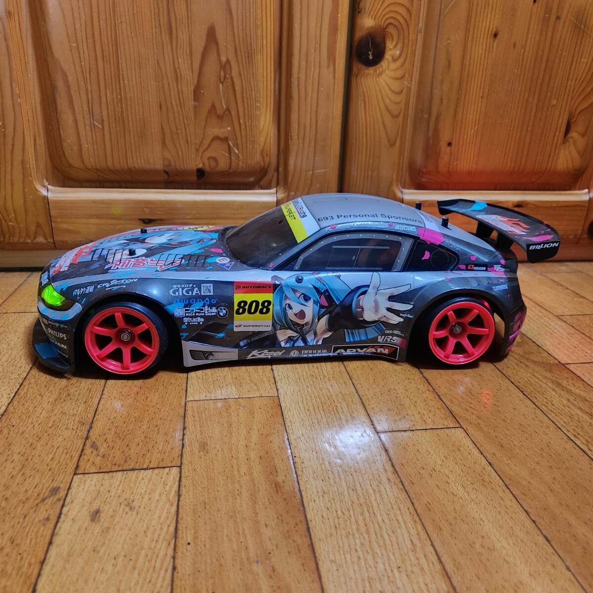 即決《送料無料》タミヤ TAMIYA 1/10 電動RC 初音ミク Studie GLAD BMW