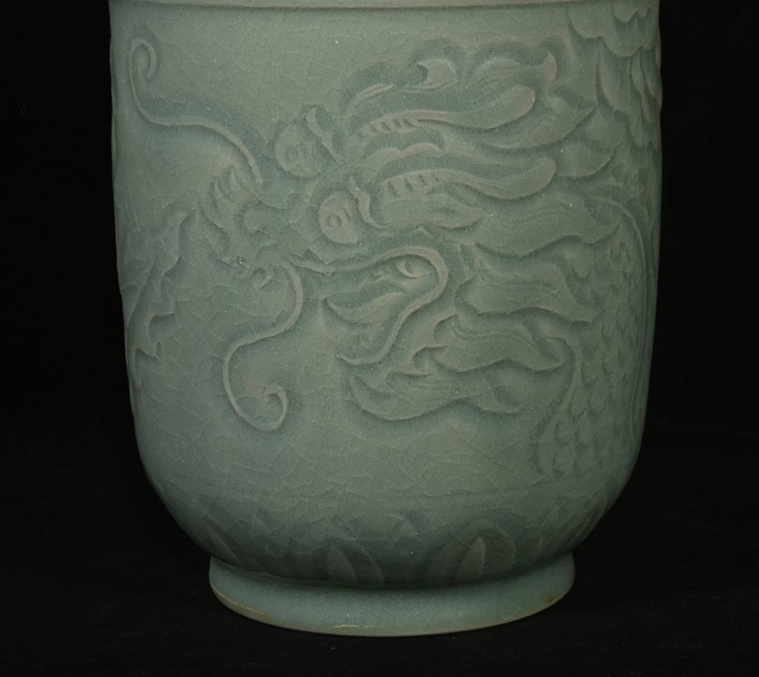 宋越窯浮彫竜紋桃型筆洗 書道具 文房具 現代工芸品 美術