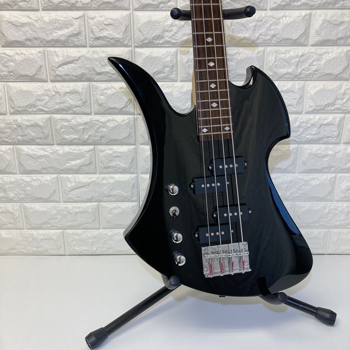 Yahoo!オークション - Chatting Bird エレキベース レフティ 左利き