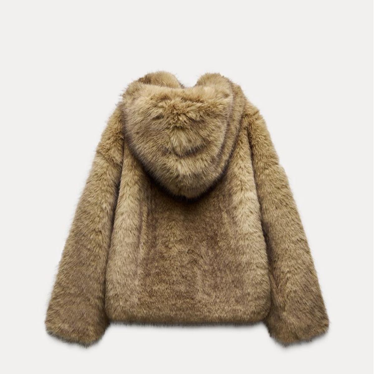 新品タグ付きZARA フェイクファー フード付きコート ファー アウター