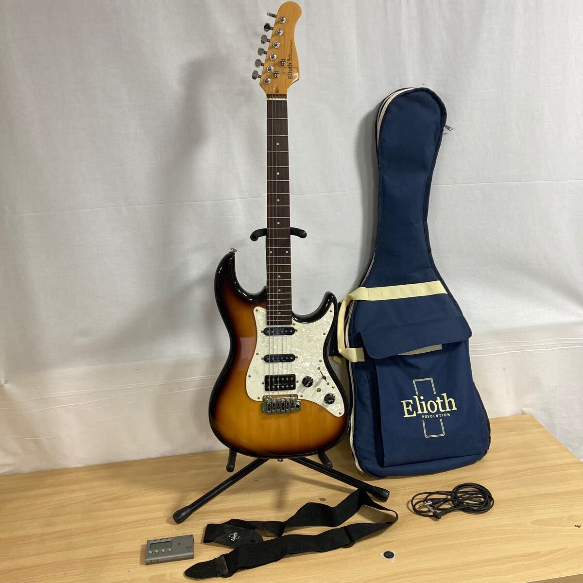 Q-543】 Elioth エリオス エレキギター アンプ まとめて S303 ブルー