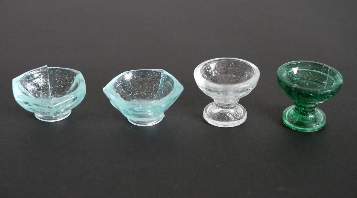 骨董 時代ガラス プレスガラス ペロペロ 玩具 ままごと 2種セット