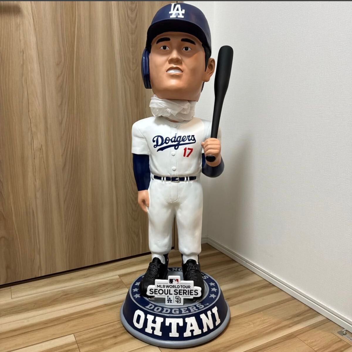 ち*ぺ様 9/10 大谷翔平 ボブルヘッド ピッチャー ドジャース限定配布品