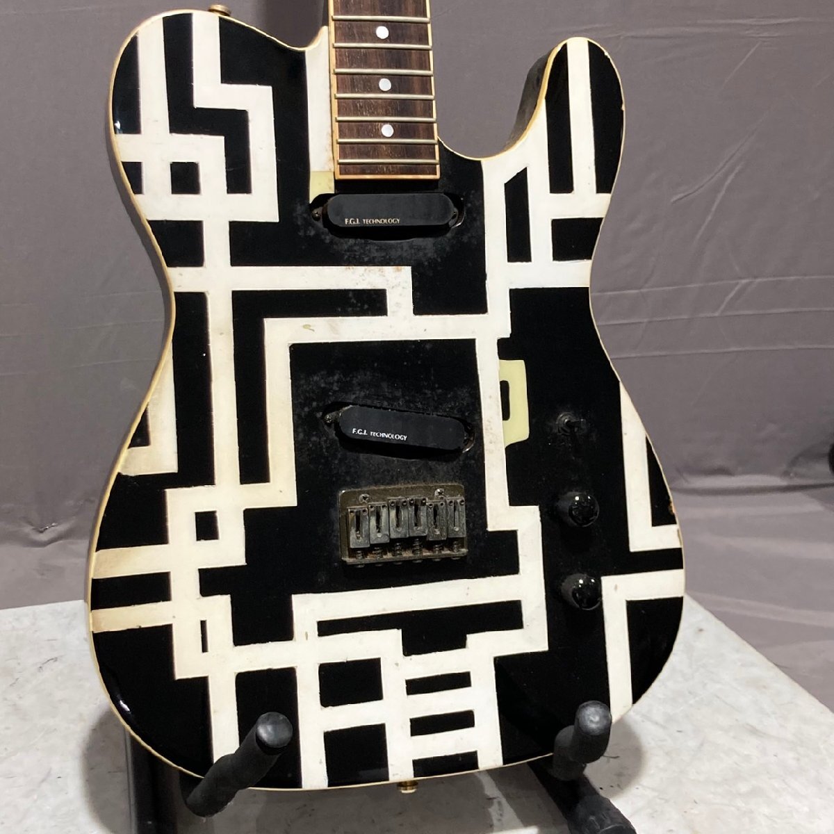 FERNANDES？テレキャスタータイプエレキギター布袋寅泰仕様G柄布袋