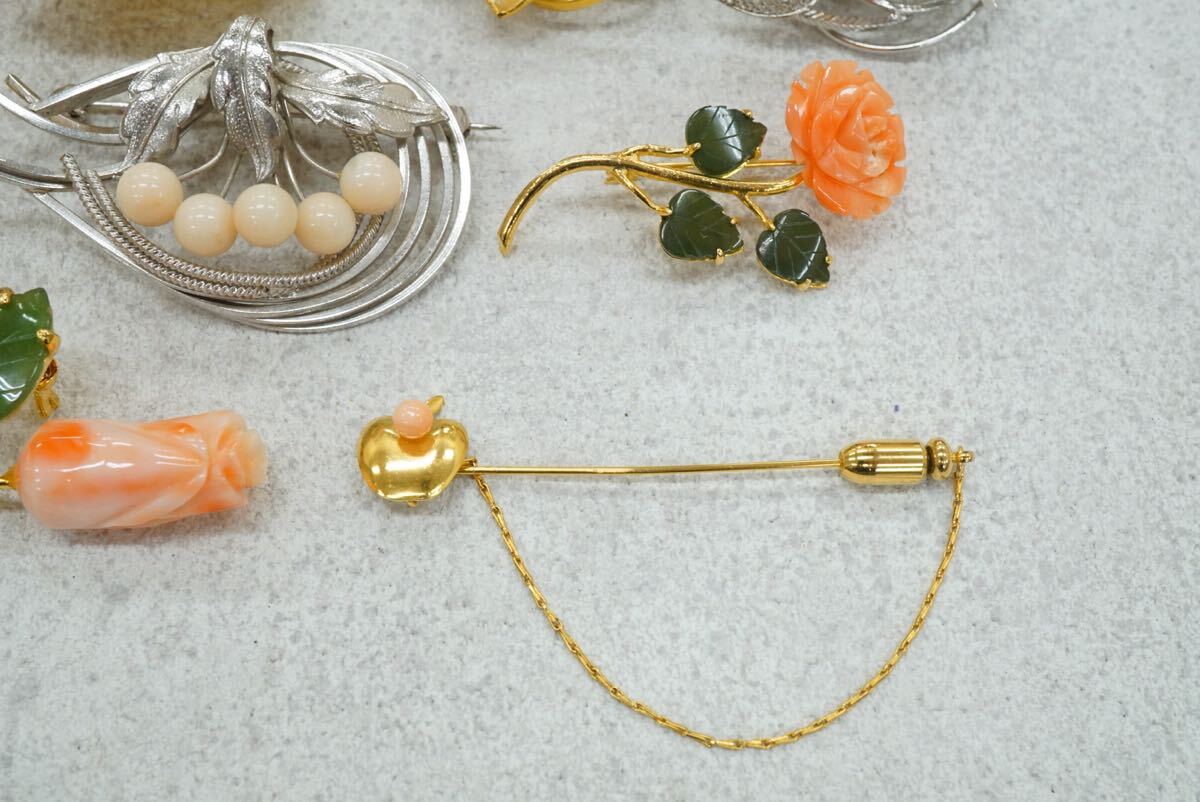 天然本珊瑚ブローチ ○本珊瑚 赤珊瑚 ヴィンテージ ブローチ 9点セット