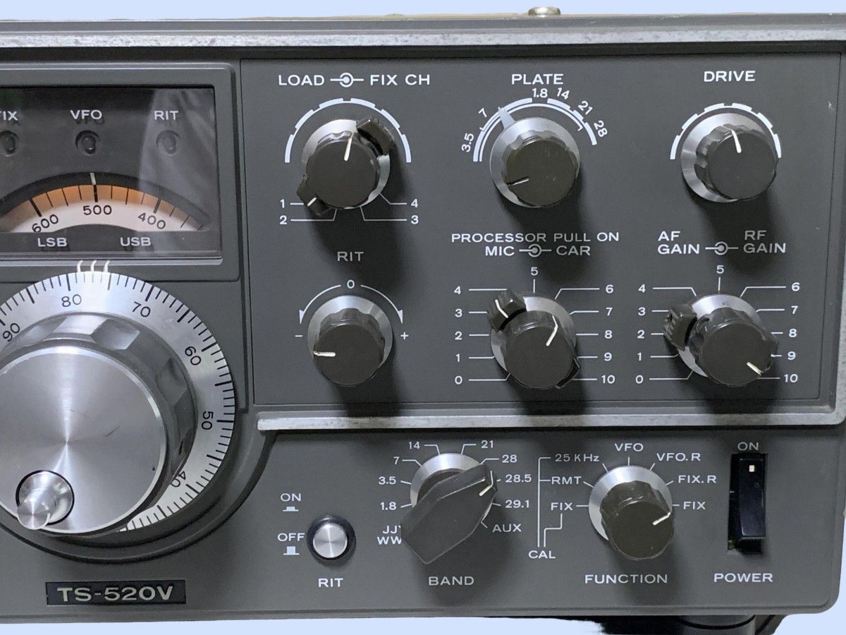 トリオの名機 SSB トランシーバー TS-520V ジャンク