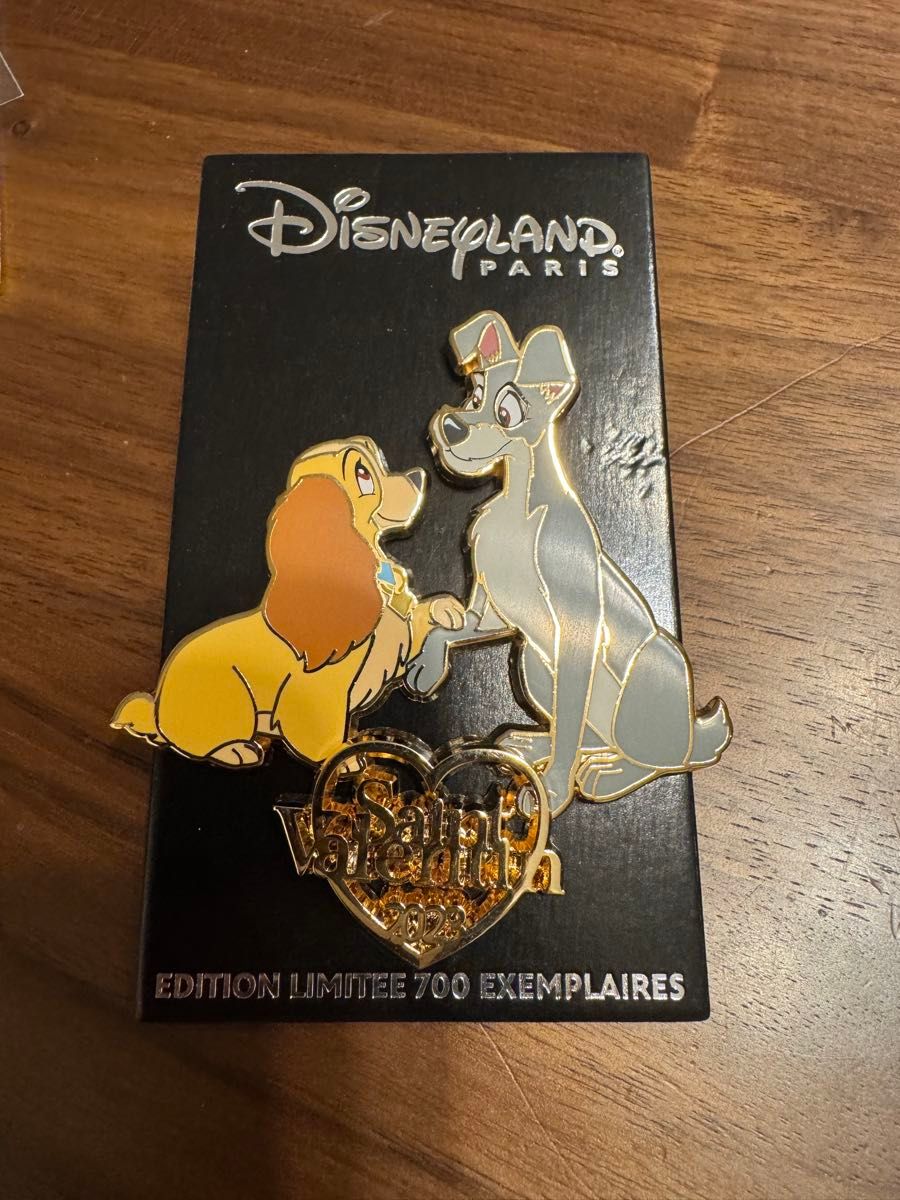 ディズニー ピンバッジ わんわん物語 レディ トランプ