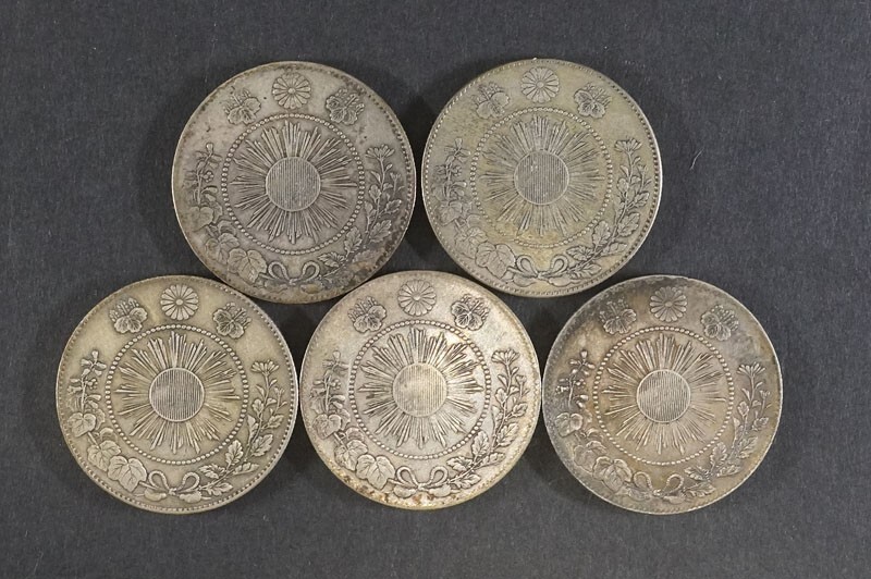 ○代CPT104-60銀貨まとめ 2枚旭日竜 50銭銀貨 龍 五十