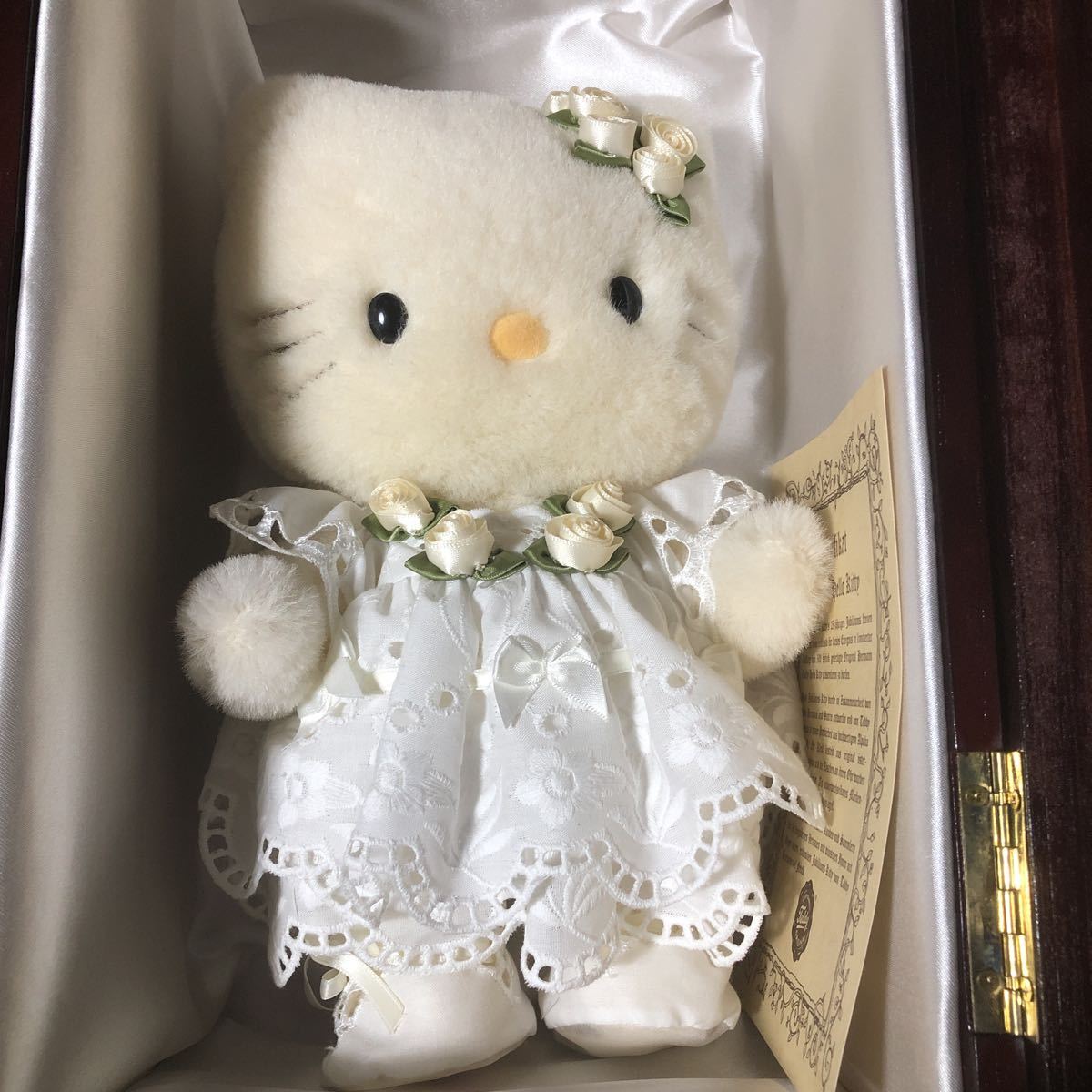 サンリオ ハローキティ 25周年限定ぬいぐるみ 激レア サンリオ ハロー