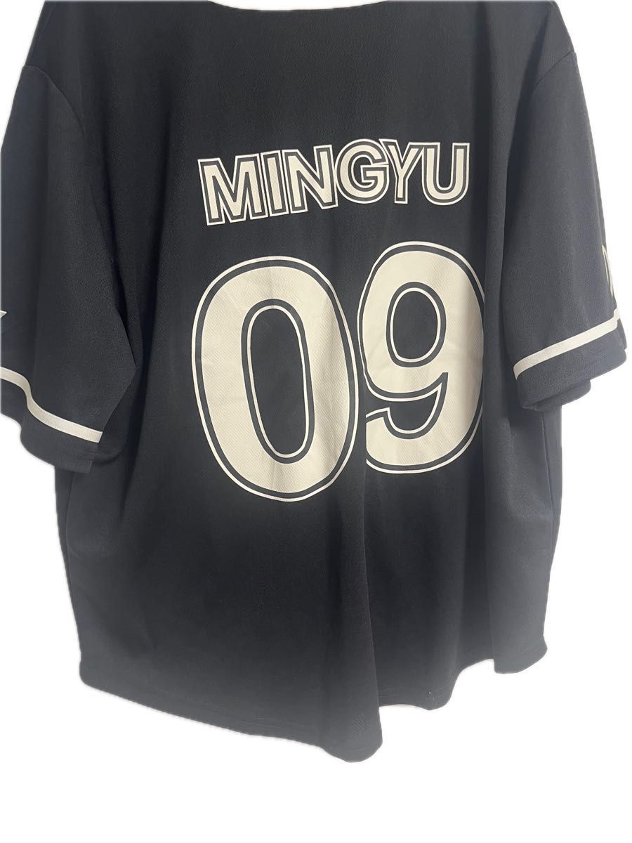 SEVENTEEN RightHere ツアー コンサート グッズ ユニフォーム Tシャツ