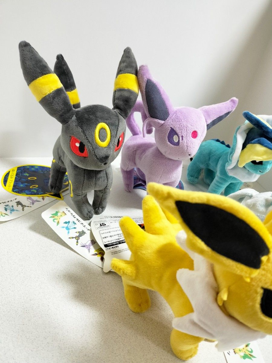 ポケモンセンターイーブイコレクションぬいぐるみ17個キャンバス