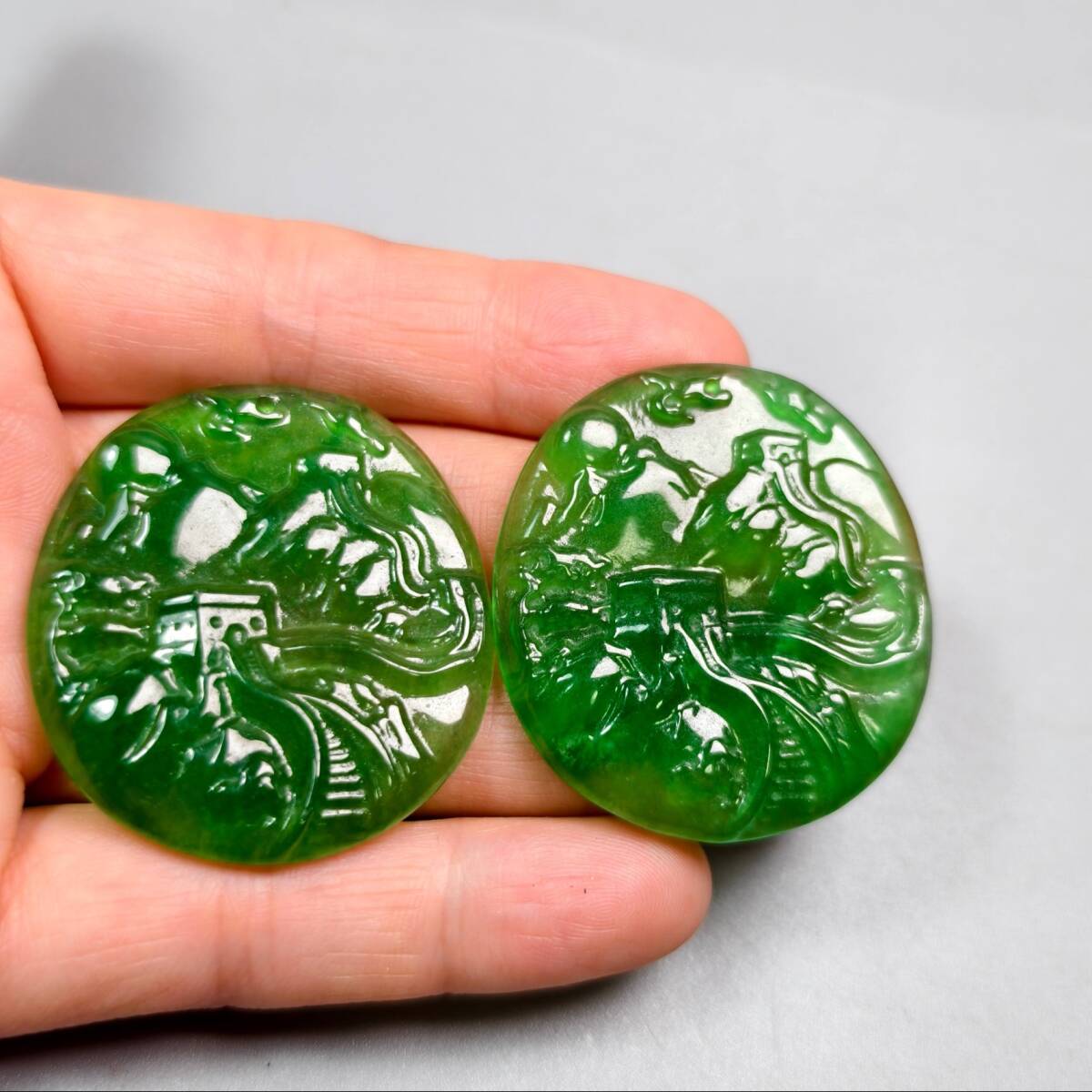 仁】『翡翠製・細密彫・長城ペンダント・根付・裝身具』極細工 古賞物