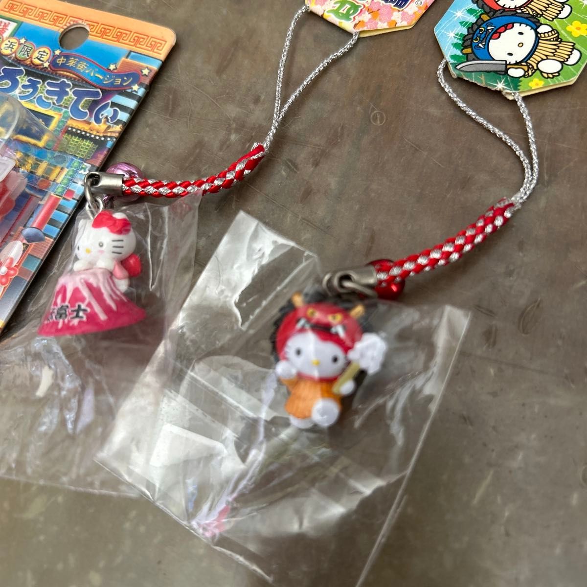 ご当地キティ 根付けストラップ マスコット ご当地キティ 根付け