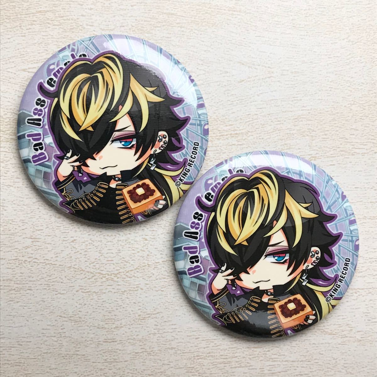 四十物十四缶バッジ