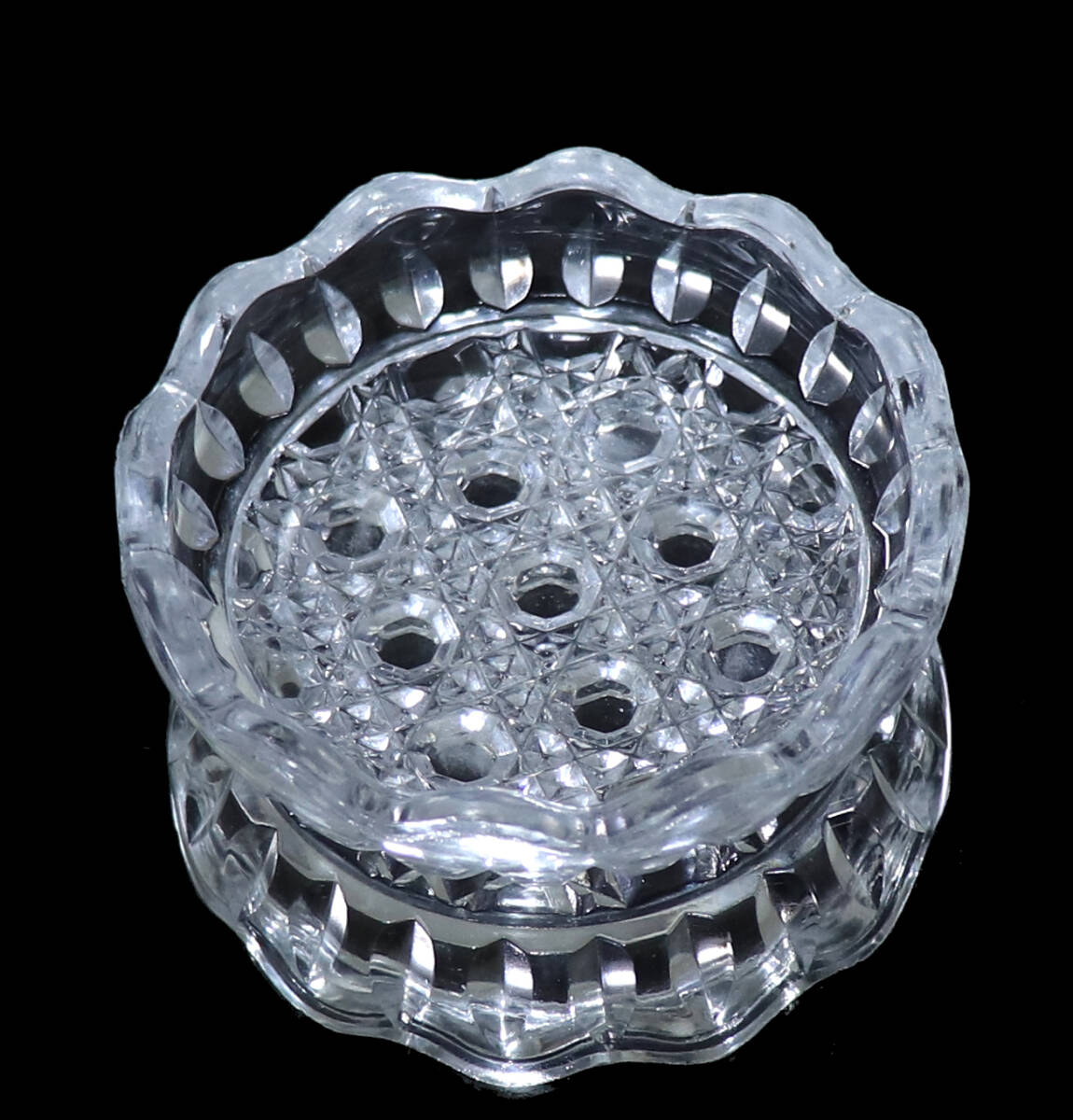 バカラ 小皿Baccarat バカラ クリスタルガラス 小鉢 小皿 C R8670