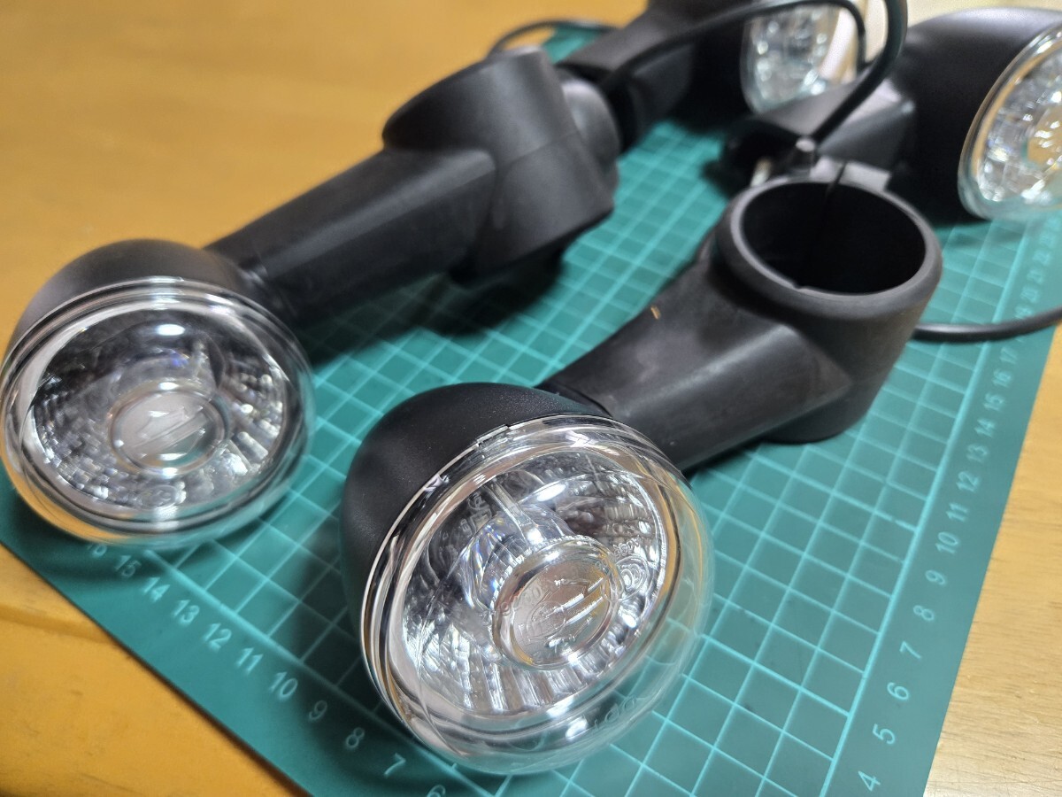 新車外し/即決送料無料 ハーレーダビッドソン純正ウインカー前後セット