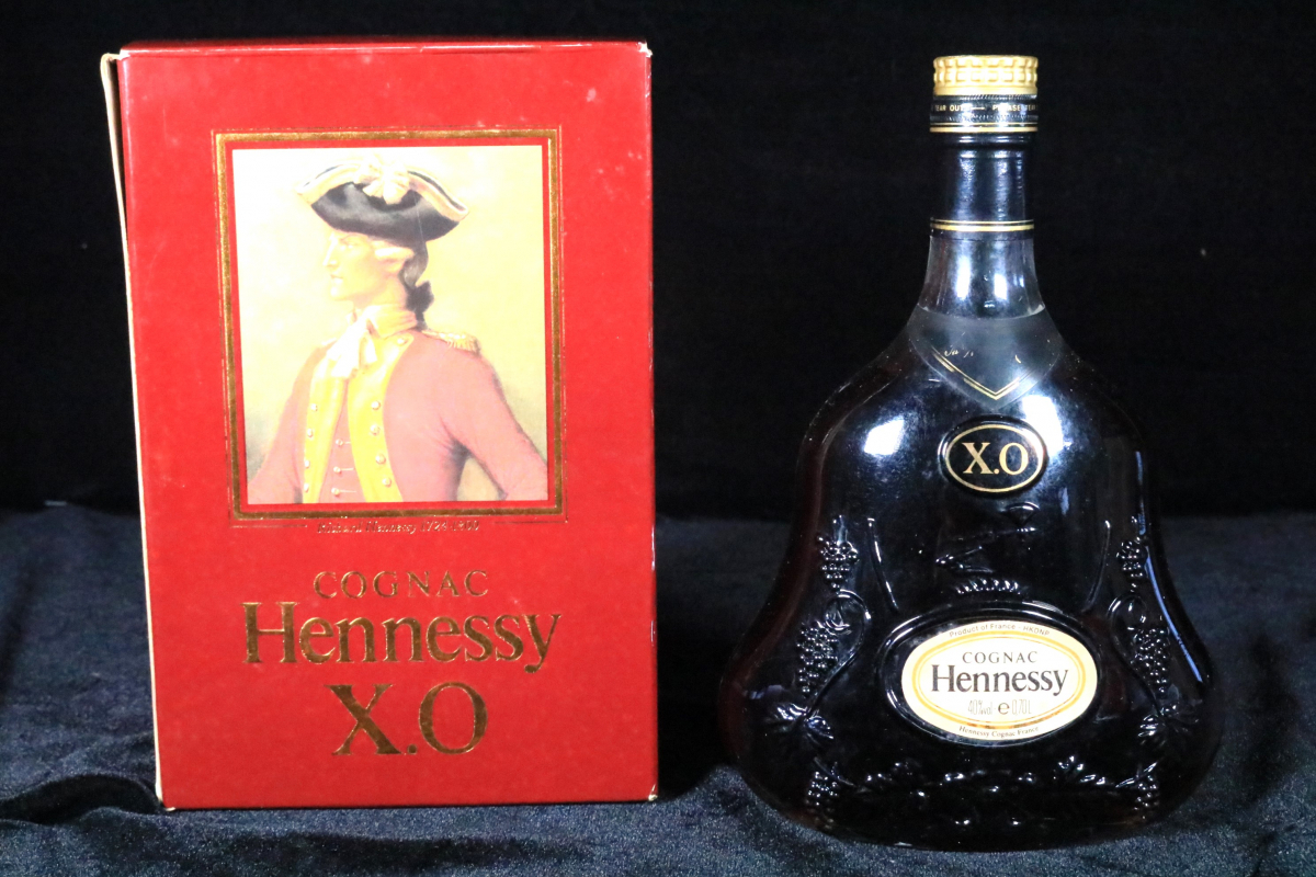 未開栓】Hennessy X.O 金キャップ COGNAC 未開栓】Hennessy XO 700ml