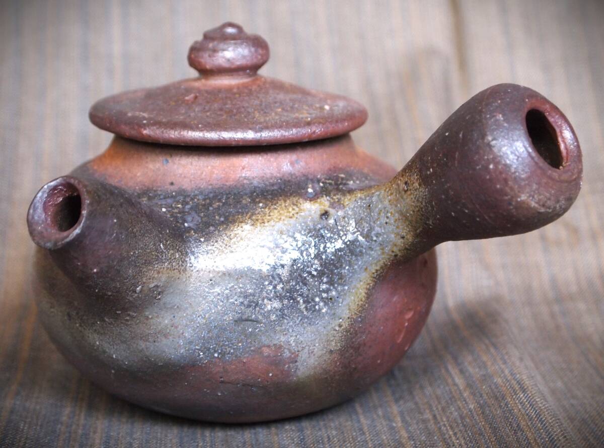 竹内靖之 師：山本陶秀 備前 窯変 急須(急須、土瓶)｜売買された