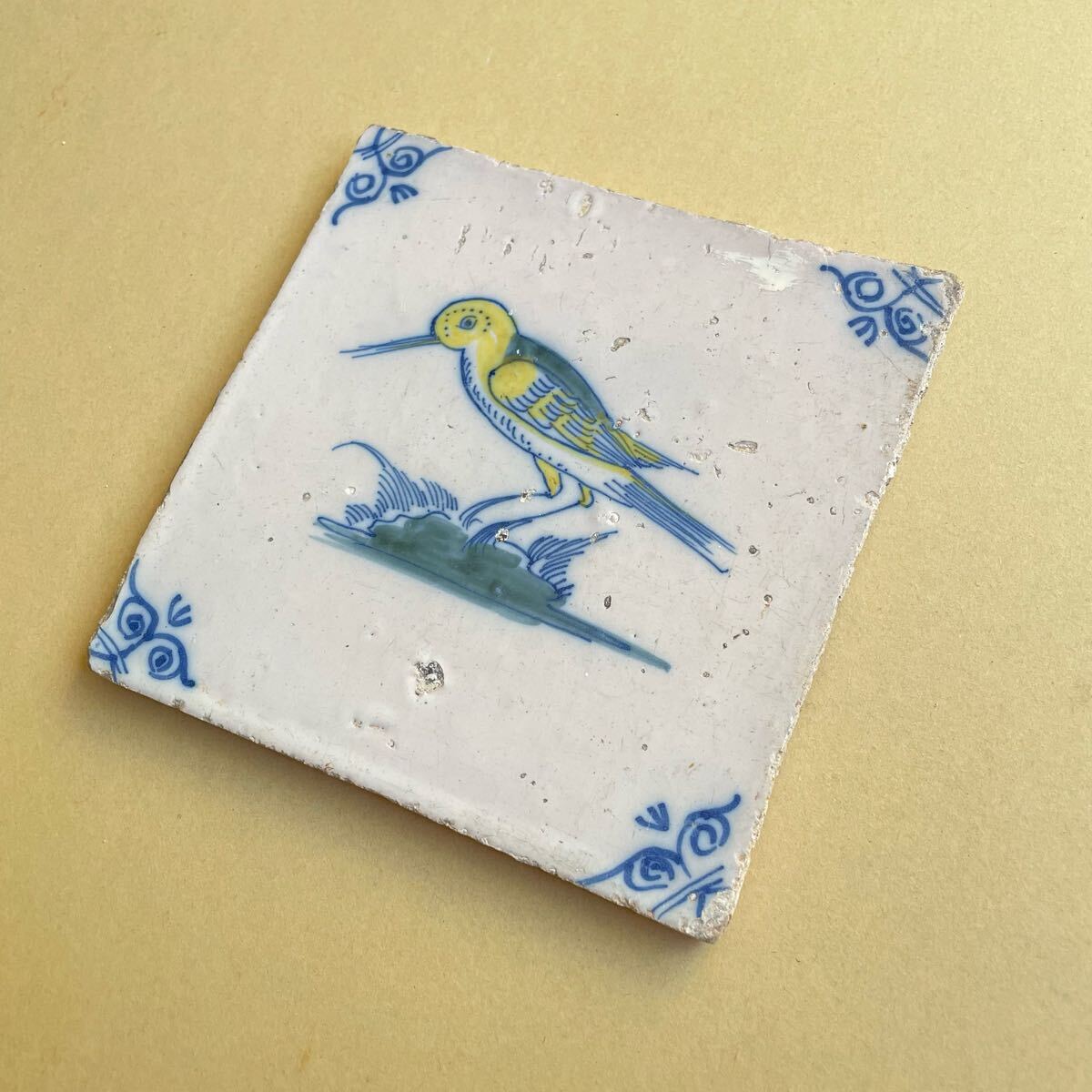 17世紀 オランダ 鳥の色絵デルフトタイル 17世紀 オランダ 鳥の絵柄の