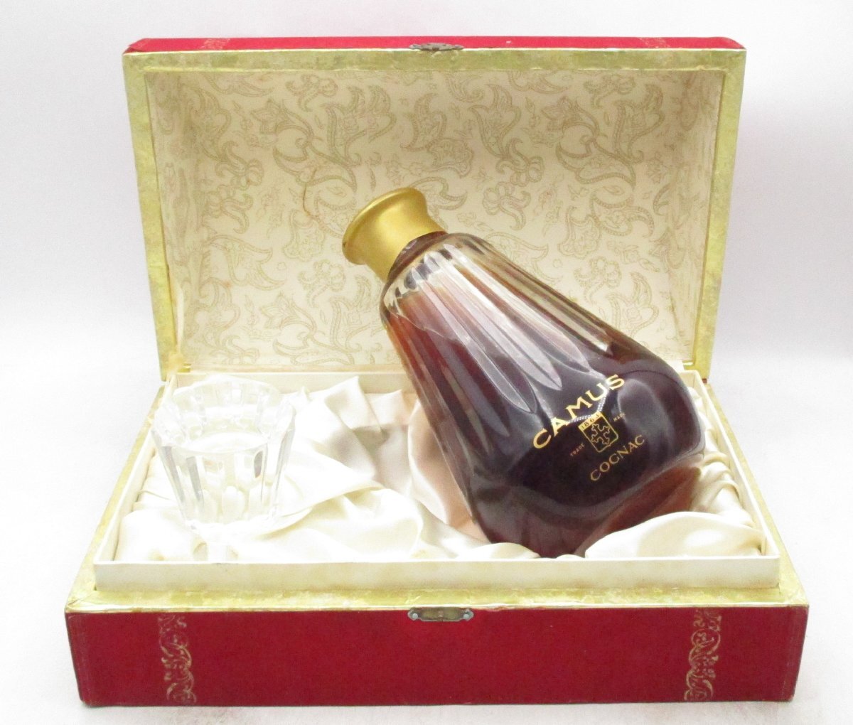 訳あり】カミュ CAMUS コニャック バカラ カラフェ 700ml 化粧箱付き