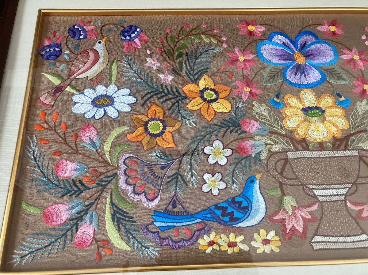 美品 戸塚刺繍 戸塚きく 初代作品 額 花 鳥 モダン｜Yahoo!フリマ（旧