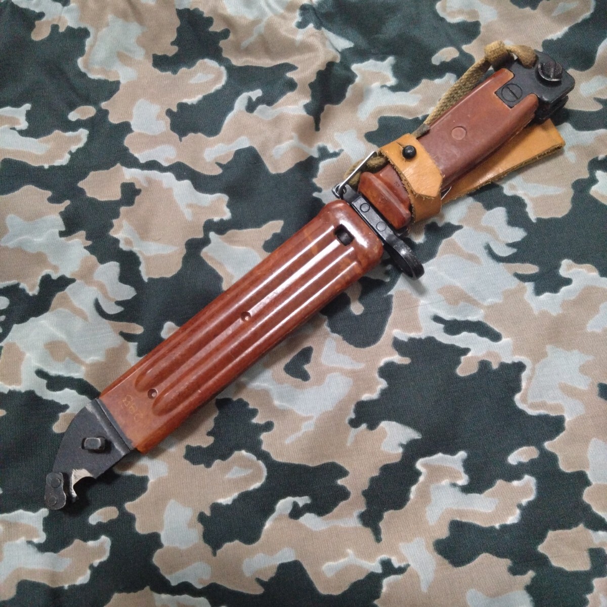 Yahoo!オークション - 実物 AK銃剣 6kh4 イジェフスク造兵廠 イズマッ