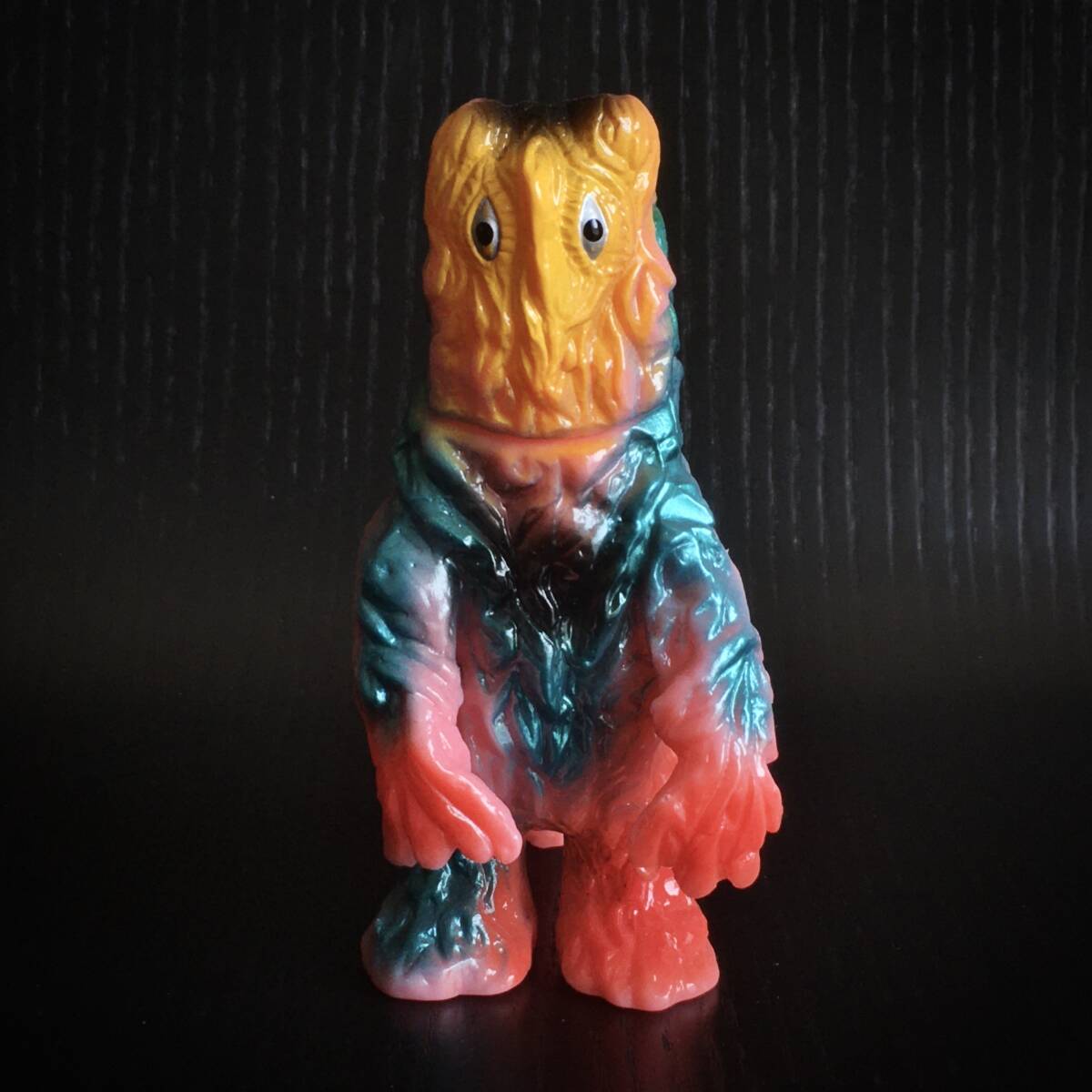 マルサン ヘドラ 350⁄ゴールドラメ ソフビ 赤目 ヘドラ 350 A Type