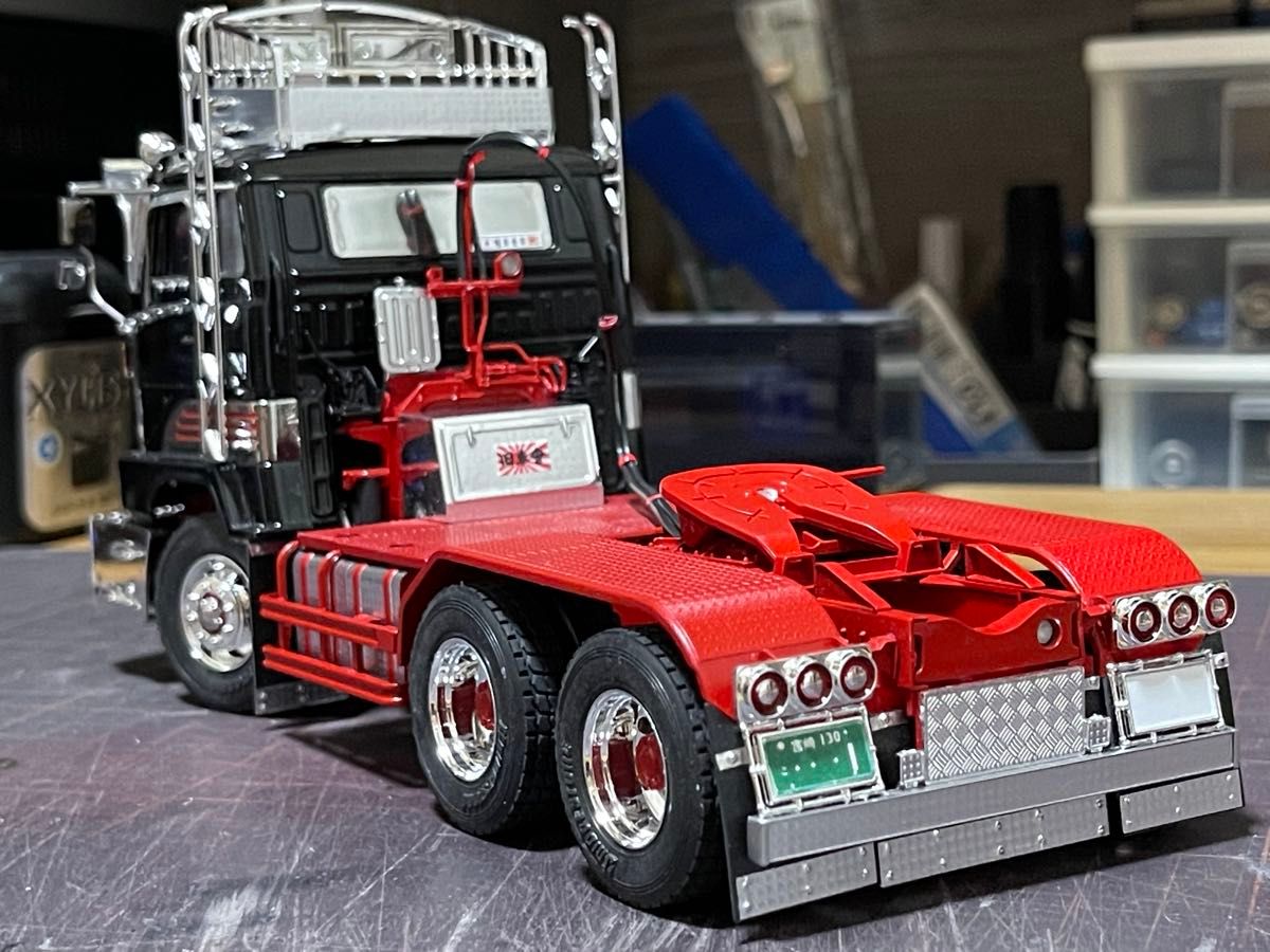 デコトラ‼️1/32☆日野HHトレーラーヘッド☆完成品☆ デコトラ‼️1/